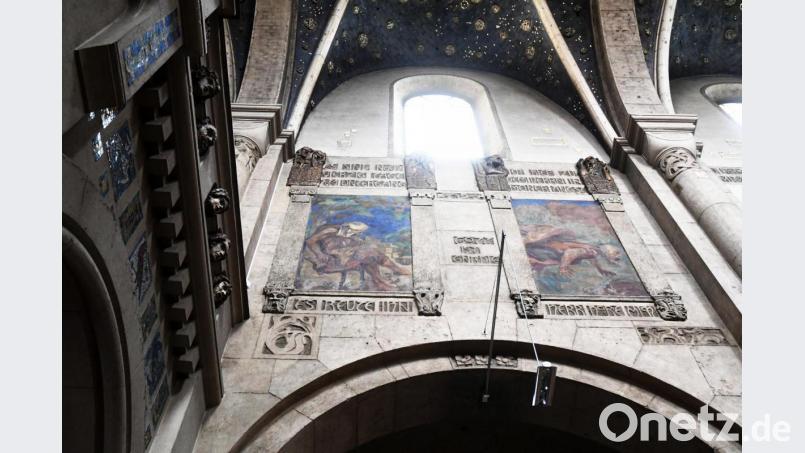Die großformatigen Wandgemälde in der Josefskirche stammen von Wilhelm Vierling. Bild: Gabi Schönberger