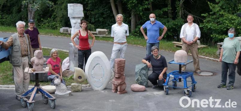 Trotz Blasen an den Händen und Staub auf der Kleidung waren sich die Teilnehmer einig, dass sich der Workshop gelohnt hat. Bild: exb