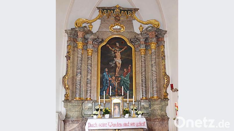 Der Altar der Kalvarienbergkapelle ist ein Blickfang. Bild: ü