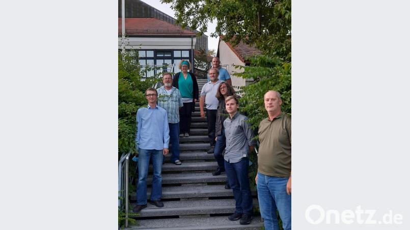 Der Fichtelgebirgsverein hat für das neu gegründete Naturschutzreferat motivierte Mitarbeiter gewonnen. Im Bild von links Christian Stöckert, Werner Reul und Kristina Schröter sowie von rechts Thomas Döhler, Samuel Hoffmann, Harald Seeberger, Franz Hörmann und Tobias Melzner. Bild: Fichtelgebirgsverein/exb