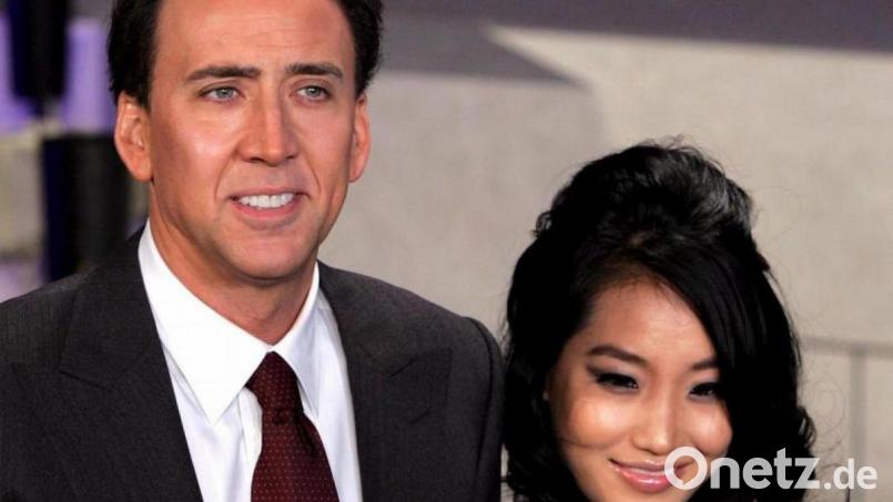 Oscar-Preisträger Nicolas Cage war von 2004 bis 2016 mit der 19 Jahre jüngeren Alice Kim verheiratet. 2006 waren sie gemeinsam in Amberg. Bild: Sachs/dpa