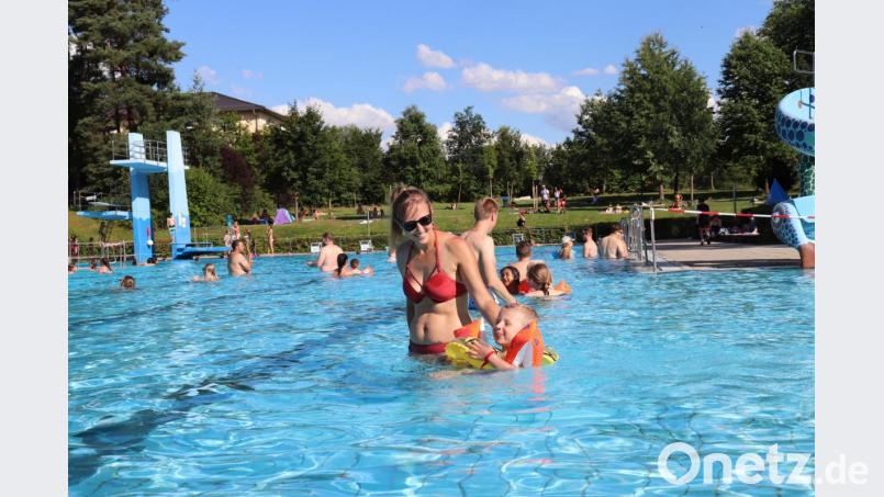 Am Besten beginnt man mit der Disziplin Brustschwimmen. Eltern und Kinder sollten viel Zeit darauf verwenden. Bild: myd