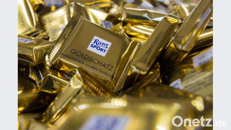 Ritter Sport Mini-Tafeln der Sorte „Goldschatz“ des Herstellers Ritter Sport. Foto: Daniel Maurer/dpa Bild: Daniel Maurer