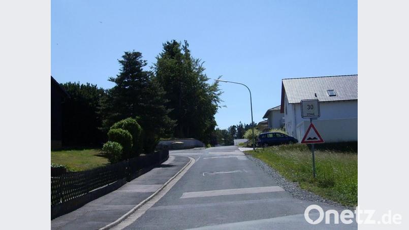 Trotz rechtlicher Unklarheiten: Tempobegrenzungen zu beachten, tut auch jetzt dem Geldbeutel gut. Denn auch jetzt wird geblitzt, und spätestens nach Bereinigung des derzeitigen Bußgeldkatalog-Wirrwarrs flattert der "Liebesbrief" der Bußgeldstelle ins Haus. Bild: bjp