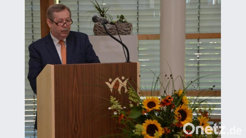 Der scheidende Realschuldirektor Dr. Andreas Meier agierte als besonnene, beispielhafte Führungspersönlichkeit mit großer sozialer und persönlicher Kompetenz. Jetzt geht er in den verdienten Ruhestand. Bild: dob