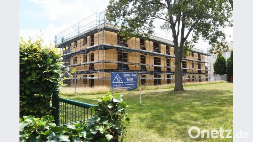 Sozialer Wohnungsbau in Weiden. Die SGW Stadtbau kann ihr Projekt am Stockerhutpark mit voller Kraft vorantreiben. Mietausfälle aufgrund der Corona-Krise bleiben bisher überschaubar. Bild: Gabi Schönberger