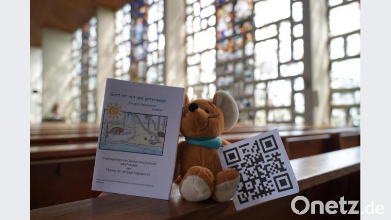 Kerstin Tischner und die kleine Kirchenmaus sind die Initiatoren eines Pfarrei-Ausflugsführers. Bild: exb