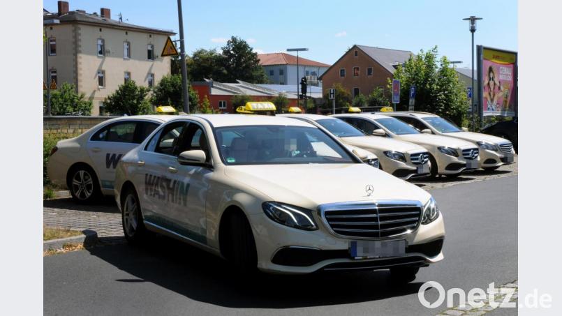Ein Urteil des Bundesverwaltungsgerichts besagt, dass Taxis nicht nur an behördlich zugelassenen Stellen bereitgehalten werden dürfen. Bild: Stephan Huber
