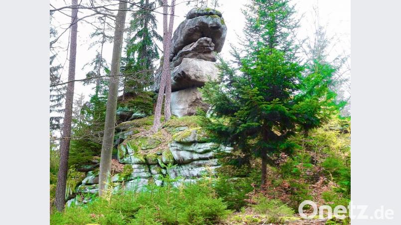 Auch nicht so bekannte Anlaufpunkte – wie der Leiterfelsen (Bild) im Steinwald – bieten Motive für den Fotowettbewerb. Bild: bsc