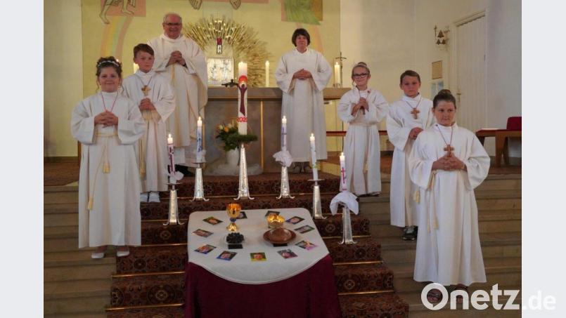 Fünf Kinder empfingen in St. Johannes am Sonntag erstmals die heilige Kommunion. Bild: exb