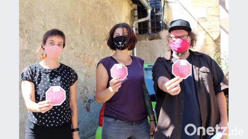 "Stop Hate Crime" oder ganz nach der Devise von DJ Dr. Love: "Wir nehmen ihren Hass und machen Liebe daraus!" Bild: Williamson, Dagmar