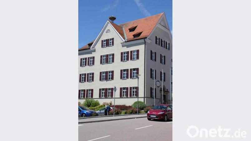 Im vorigen Jahr ist das Amtsgebäude vom Freistaat Bayern auf die Verwaltungsgemeinschaft Oberviechtach übergegangen. Ab dem nächsten Jahr sollen Umbauten das Haus barrierefrei machen, außerdem sind &quot;Ertüchtigungsmaßnahmen&quot; vorgesehen. Bild: frd