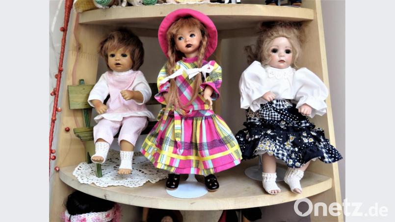 Drei ausgesprochen Nette sind diese kleineren Puppen. Bild: ubb
