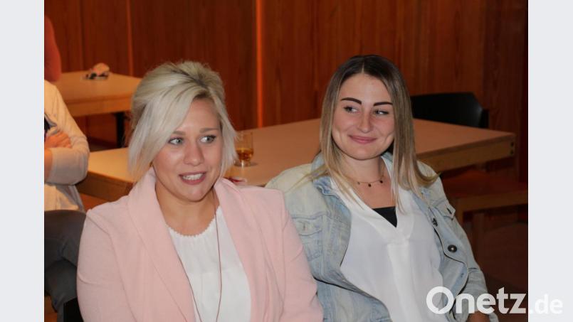 Ein herzerfrischendes Interview hatten Lisa Speth und Sabrina Wohlrab mit den Mädchen und Buben des Kinderhauses geführt. Bild: rpp