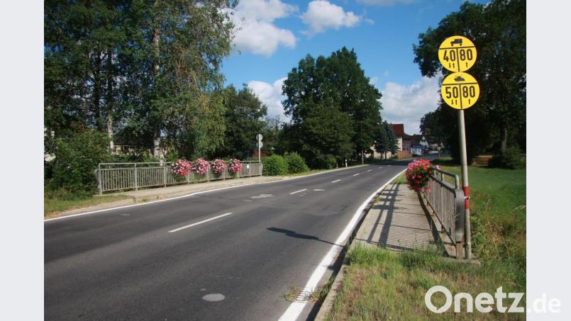 Die Brücke über den Tirschnitzbach am Ortsende von Schönhaid wird erneuert. Der Bau beginnt noch heuer. Bild: wro