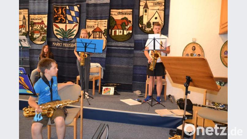 Mit Eifer zeigten die jungen Musiker dem Publikum ihr Können. Bild: gi