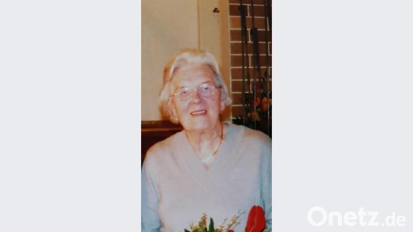 Trauer um Karolina Ehlich. Die bekannte frühere Schirmitzer Lehrerin starb mit 91 Jahren in München. Dort wird auch die Beerdigung sein. Bild: du