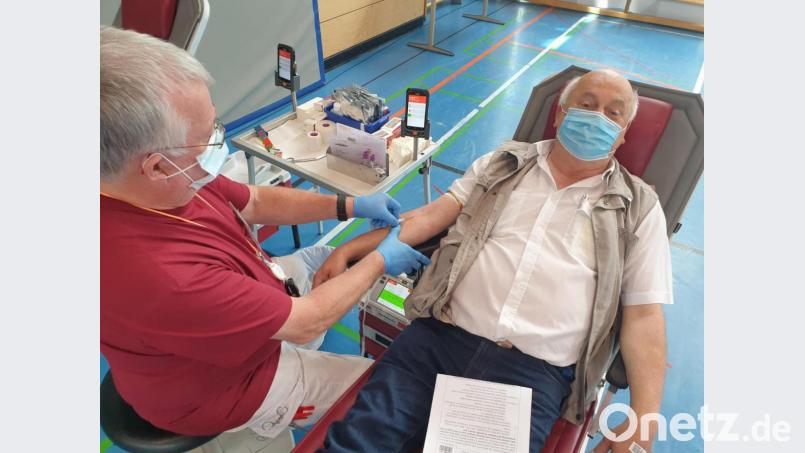 Am 6. August ist der Blutspendedienst in Windischeschenbach vor Ort. Das BRK hofft, dass viele Spender diesen Termin wahrnehmen, denn in Coronazeiten sind Blutspenden noch knapper. Bild: exb