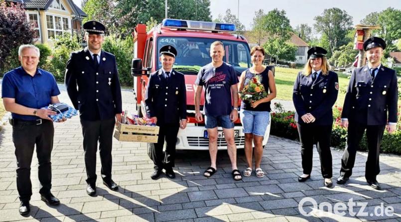 Von links: Jürgen Kürzinger, Gerhard Schindler, Patrik Fischer, Hubert Linhardt, Katrin Linhardt, Katrin Gradl und Manuel Gundel. Bild: ü