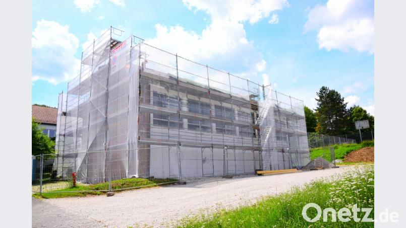 Offen ist noch, ob die Turnhalle nach den Sommerferien rechtzeitig wieder für den Sportunterricht zur Verfügung steht. Bild: wku