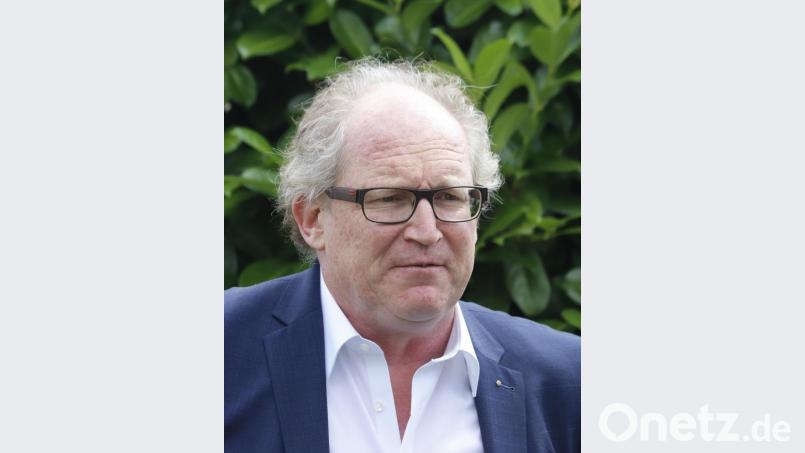 Der Zweite Vorsitzende des Vereins SEGA, Armin Rüger, erklärte, wie wichtig gerade in der heutigen Zeit die Arbeit des Vereins und der neu geschaffenen Fachstelle ist. Bild: mfh