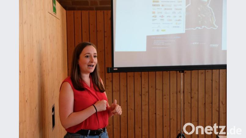 Ein Auto nutzen, statt es zu besitzen - für diese neue Mobilität im ländlichen Bereich warb in der Sitzung des Marktgemeinderates Tina Krieger als Vertreterin des Carsharing-Unternehmens mikar Bild: do