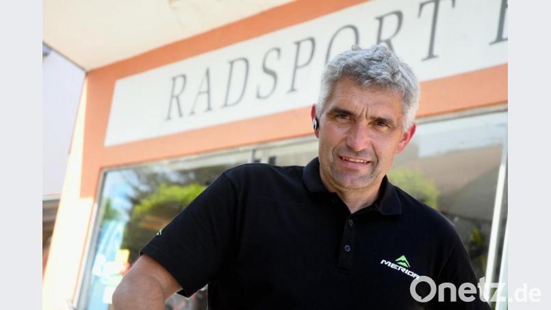 Martin Eckl spricht von einem &quot;Sonderboom&quot; im Fahrradhandel, den die Coronapandemie ausgelöst hat. Nicht nur E-Bikes sind seitdem gefragt. Bild: Gabi Schönberger