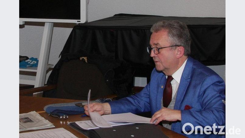 Bürgermeister Toni Dutz stellte klar, dass die Genehmigung des Protokolls bereits vor Schäfflers Wortmeldung erfolgt war. Archivbild: wro