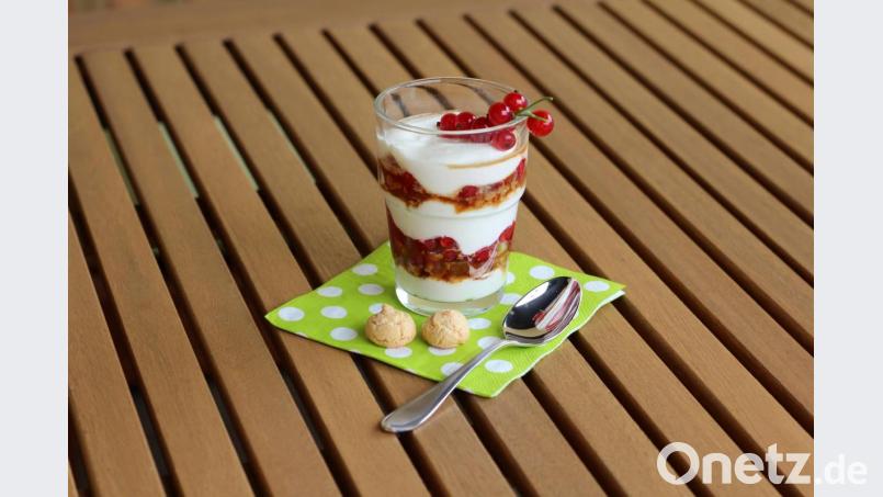 Was für eine herrliche Sommersüßigkeit: Birgit Luber aus Hirschau zeigt uns, wie ihre Crema de Grosella (Johannisbeercreme) gelingt. Bild: Birgit Luber