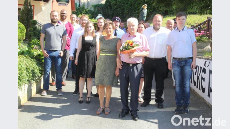 Zum 80. Geburtstag von Georg Neidl kamen zahlreiche Gratulanten. Bild: ral