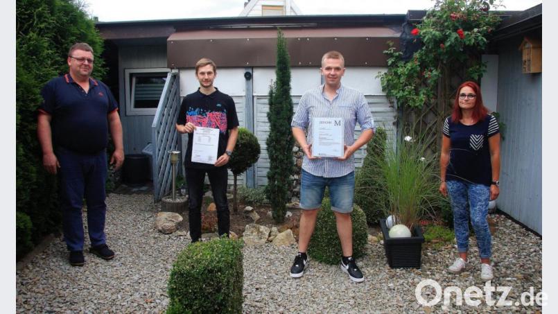 Die vierköpfige Belegschaft mit Marion Bauer, dem neuen Meister Patrick Bauer, Auszubildendem Felix Schendzielorz und Seniorchef und Meister Armin Bauer (von rechts). Bild: wro