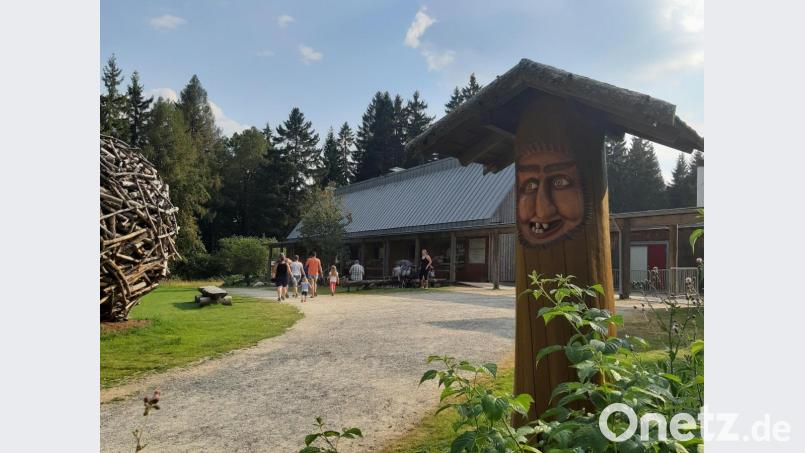 Tourismus am Ochsenkopf: Das Waldhaus ist Ziel vieler Urlauber. Bild: gis