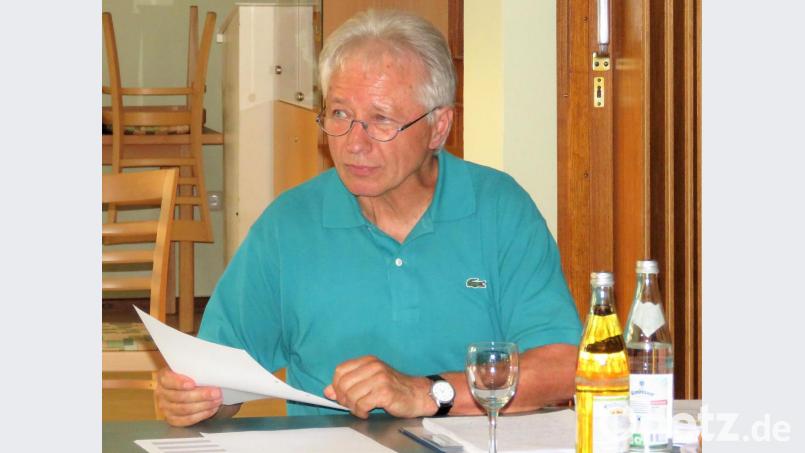 Manfred Grüssner legte größten Wert darauf, dass die Stadtführungen in ihrer hohen Qualität beibehalten werden, egal welche Abstriche man wegen der Pandemie machen müsse. Bild: ubb