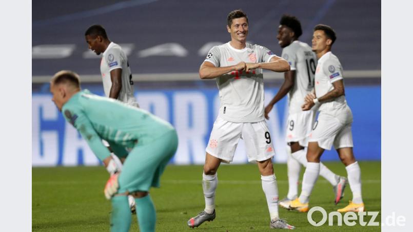 Bayerns Stürmerstar Robert Lewandowski bejubelt seinen Treffer zum 6:2 gegen den FC Barcelona. Bild: Manu Fernandez/dpa