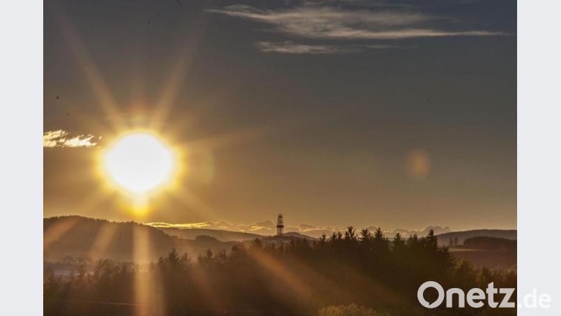 Der Bohrturm bei Windischeschenbach grüßt schon von Weitem. Interessant ist die Geschichte dahinter, die Besucher des Geo-Zentrum an der KTB erfahren können. Auch Führungen sind möglich. Bild: sml