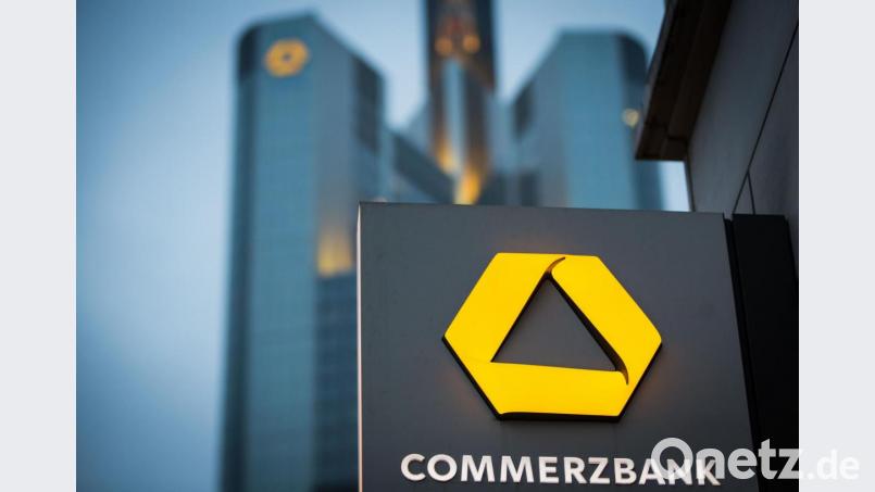 Die Commerzbank Weiden zieht zum Halbjahr Bilanz: Trotz Corona gibt es bei der Bank noch Wachstum. Symbolbild: Frank Rumpenhorst/dpa