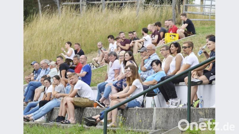 Ohne Zuschauer geht&#039;s nicht: Auch die Vereine der Bezirksliga Nord wollen bei der Wiederaufnahme des Spielbetriebs nicht auf Fans verzichten. Bild: Ziegler