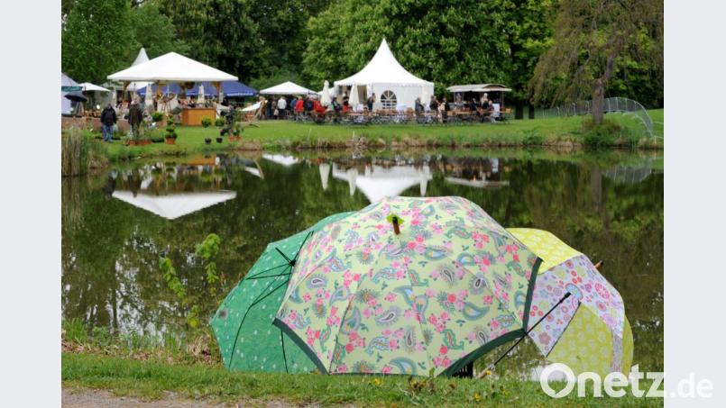 Wegen Corona sind Feste, zum Beispiel Kommunionfeiern, heuer unter freiem Himmel gefeiert worden. Symbolbild: Uwe Zucchi/dpa