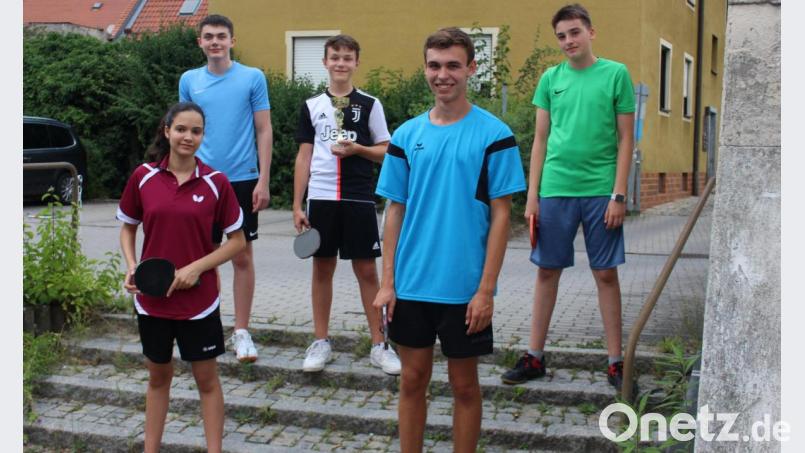 Die erfolgreichen Tischtennisspieler des TV 1861 Amberg. Bild: exb