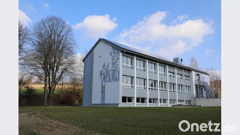 Energetisch saniert, ein Zuhause für viele gemeindliche Vereine - so präsentiert sich das ehemalige Schulhaus in der Sandgasse heute. Bild: akp