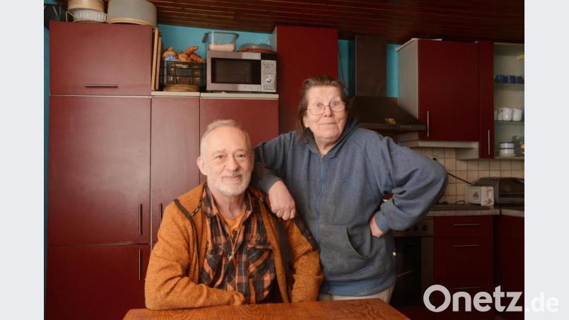Franz und Jaroslava Kraus leben in Reichenau (Waidhaus) von nur neun Euro am Tag. In unserer Serie geben sie einen Einblick in ihren Alltag. Bild: Gabi Schönberger