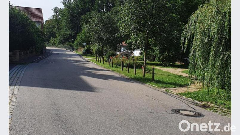 Die Vilstalstraße wird auf Höhe der Abzweigung zur Wölsenbergstraße in der Ortsdurchfahrt Theuern für gut zwei Monate gesperrt. Bild: Gemeinde Kümmersbruck/exb