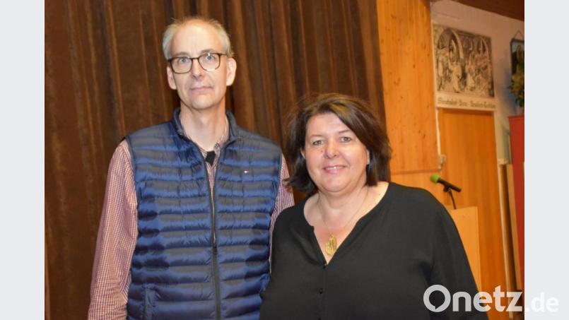 Sie haben die Hauptarbeit mit der Planung, dem Bau und der Finanzierung des neuen Tierheims: Schatzmeister Norbert Ziegler und Vorsitzende Mariele Junak. Bild: hcz
