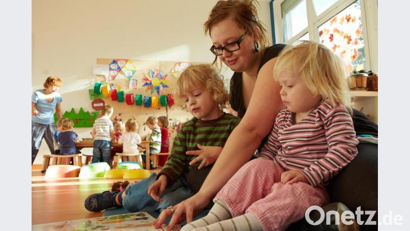 In Bayern fehlt Personal für die Kinderbetreuung in Kitas und Kindergärten. Archivbild: Georg Wendt