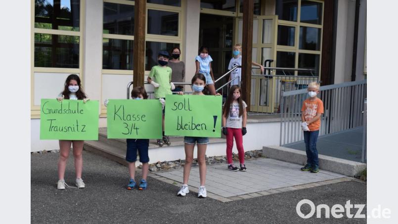 Die Kombiklasse 3/4 der Grundschule würde gerne in Trausnitz bleiben. Bild: bnr