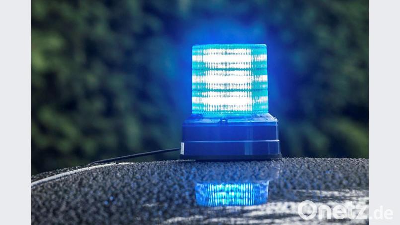 Bei einem Unfall in der Nähe von Kleinfalz hat sich am Dienstag ein Motorradfahrer leichte Verletzungen zugezogen. Bild: Armin Weigel/dpa