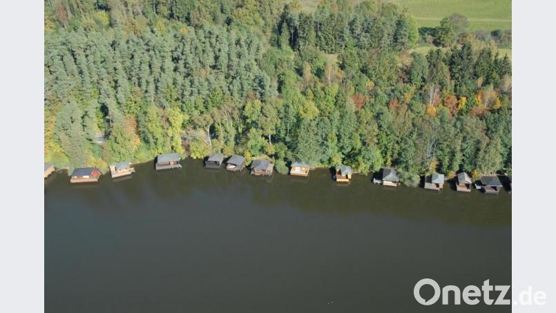 Ein Badeverbot gibt es am Rußweiher derzeit nicht. Das Landratsamt warnt aber vor einer derzeit erhöhten Konzentration von Blaualgen. Archivbild: Michael Ascherl