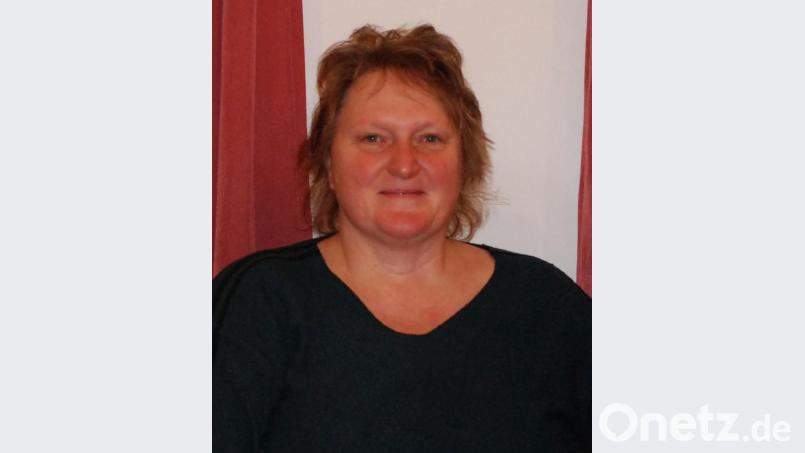 "Die Schwalben brüten nur hier im alten Stall. Im neuen bauen sie keine Nester. Dort ist zu viel Zugluft, das mögen sie nicht", sagt Bäuerin Hermine Häupl. Archivbild: cvl