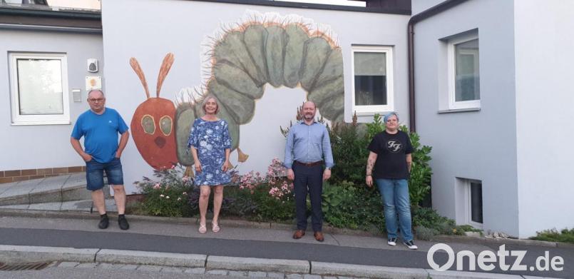 Der Vorstand der Elternschule Amberg nach den Neuwahlen (von links): Anton Pöllath, Patricia Weiner, Florian Torunsky und Katja Niklaus. Bild: Silke Torunsky/exb