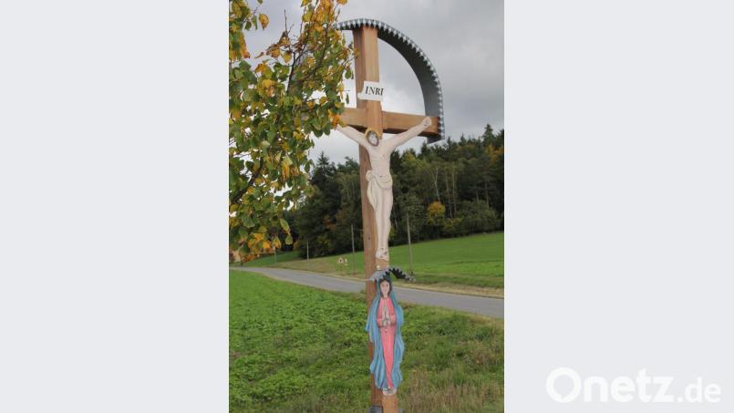 Ebenfalls ein Etappenziel der Wanderungen ist das ehemalige Dorfkreuz von Obermurach, das mittlerweile außerhalb des Ortes aufgestellt worden ist. Bild: frd